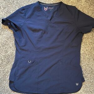 (5 for $20) Urbane Performance Women’s Scrub Top Sz L